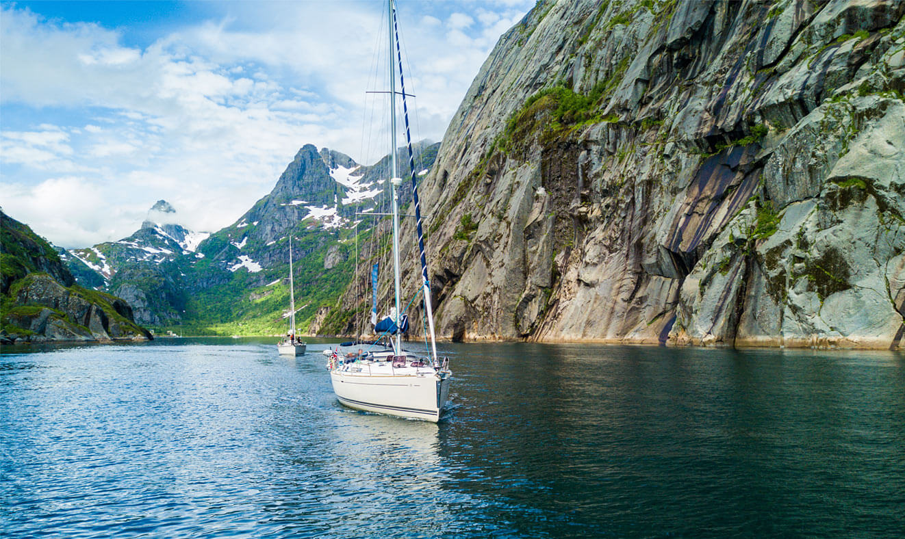 Jachting mezi fjordy